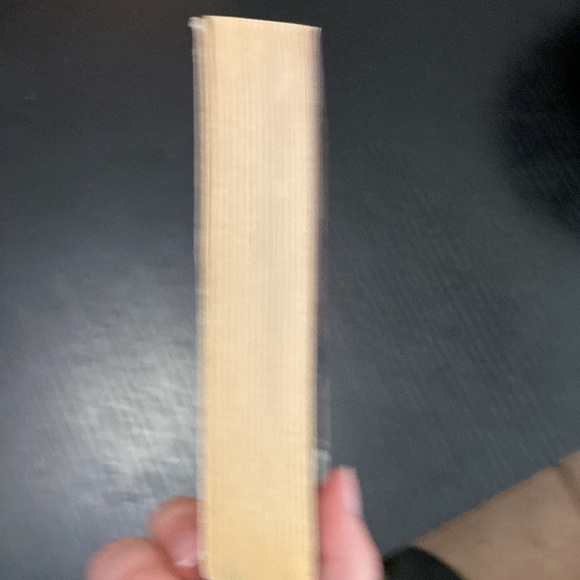 Nora Robert’s - Tears Of The Moon - Picture 4 of 5